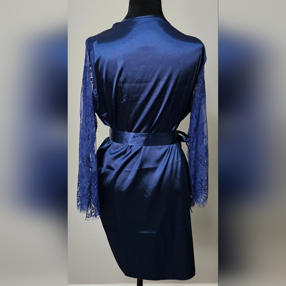Sexy Blue Satin w/ Lace Sleeve Robe/Kimono- Size 8-10 - Picture 4 of 5